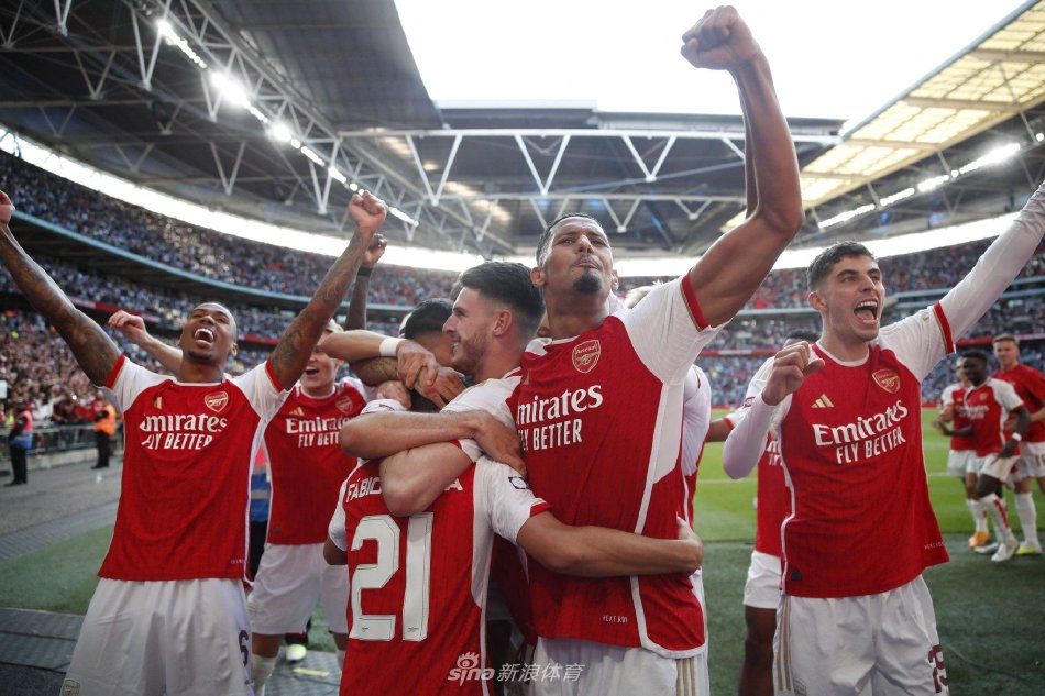 这名球员与 这名球员与