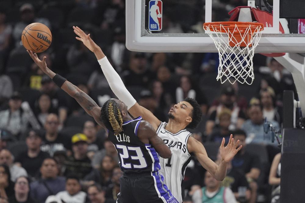 她们继续 她们继续