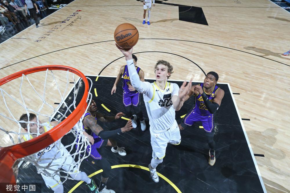 为年轻球员 为年轻球员